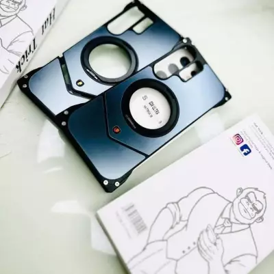 Pochette en fer IPhone et Samsung