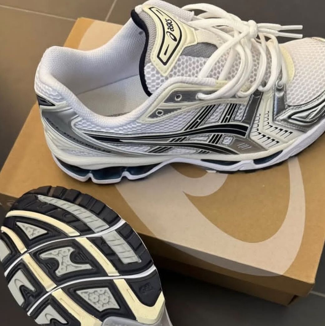 Asics Gel-Kayano 14 sneaker