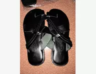 Lot des paires de sandales artisanales en cuir – Pointure 41