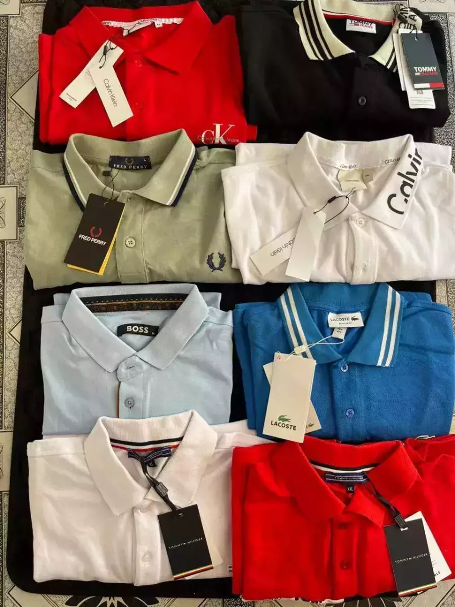 Casquette et ensembles pantalons et t shirt lacoste 