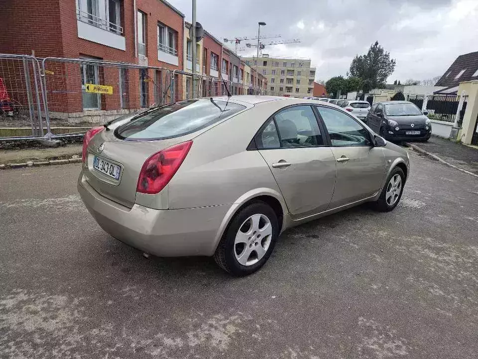 Nissan primera 
