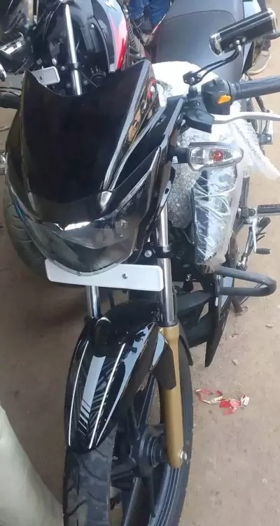 Nous vous proposons une très belle et neuf moto  