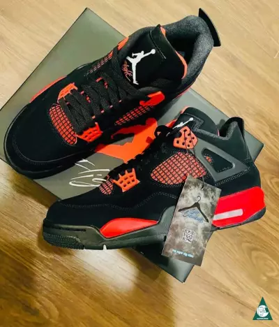 Chaussures originales