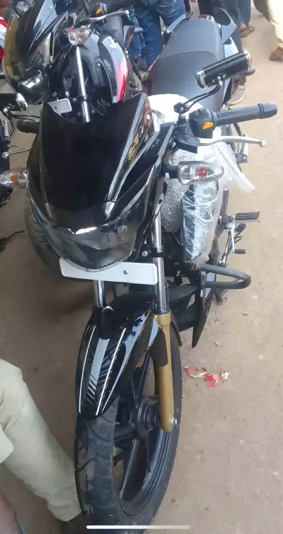 Nous vous proposons une très belle et neuf moto  