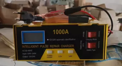 Chargeur de Batterie Intelligent 1000A 12V 24V